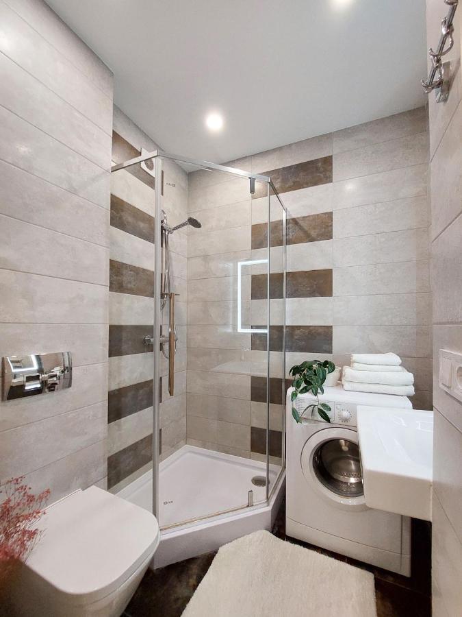 Monro Apartment Lviv Kültér fotó